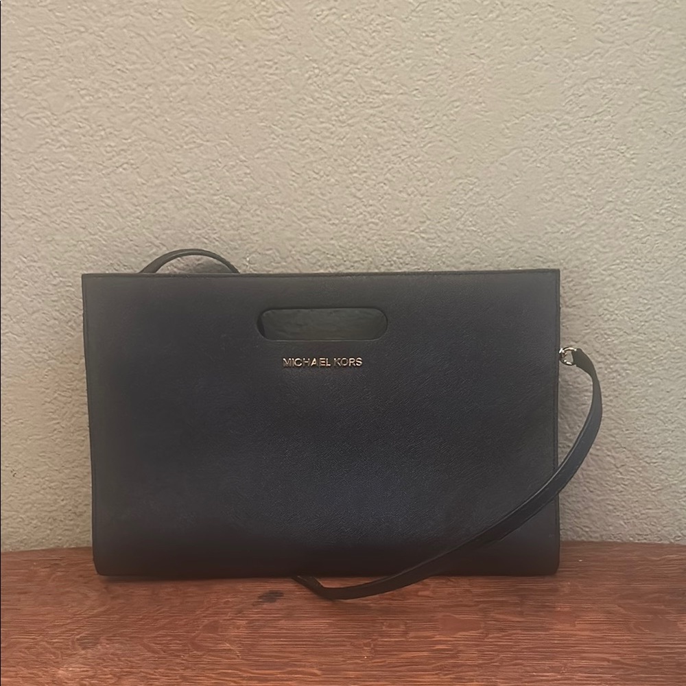 Michael Michael Kors Tilda XL Saffiano Black Leather Clutch/Shoulderbag